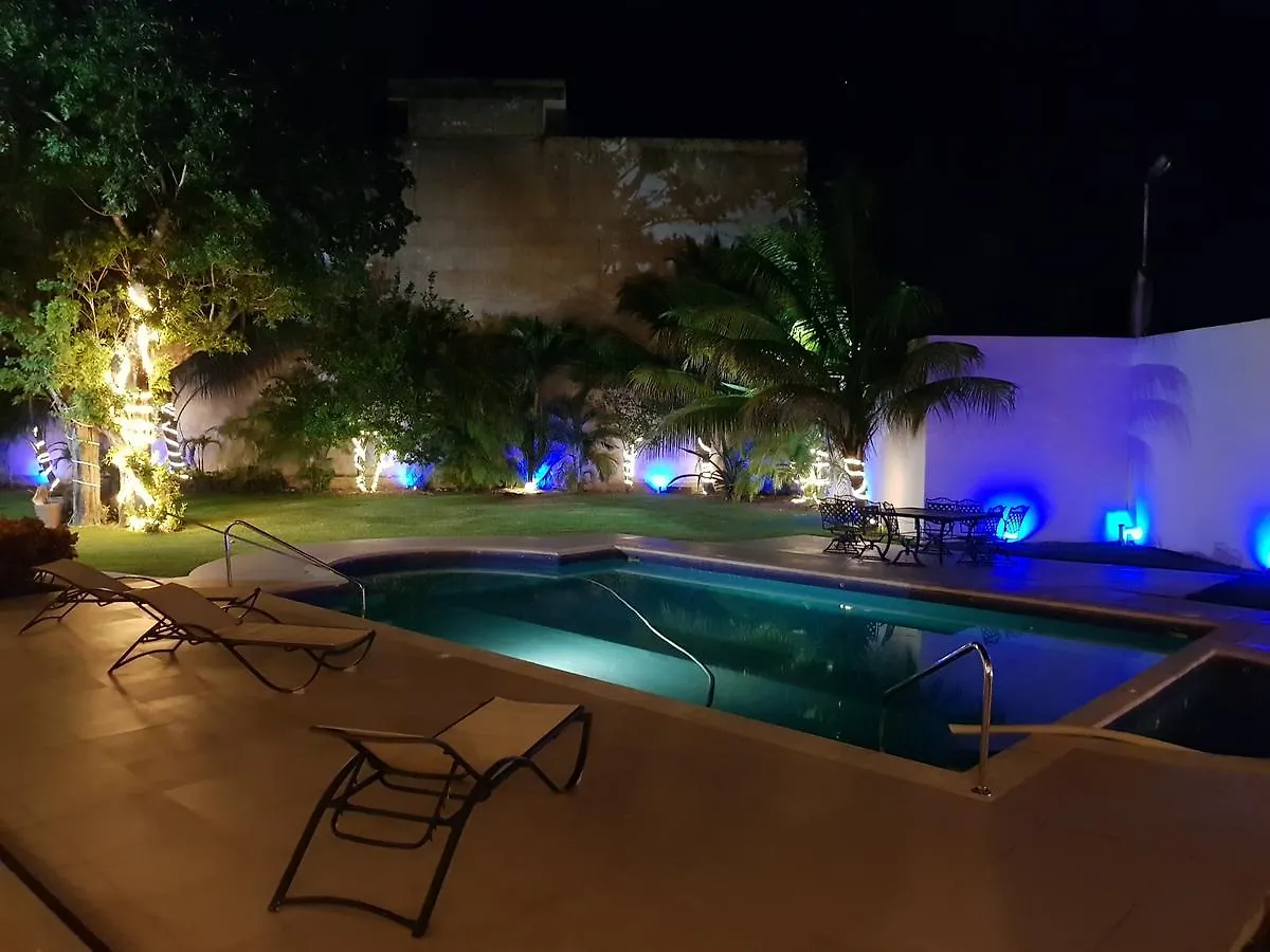 Villa Segovia Cozumel Bed and breakfast